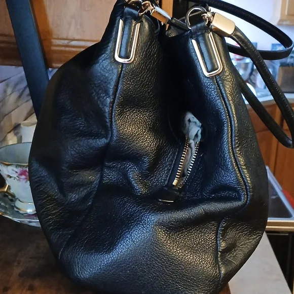 Coach Black Leather Women's Bag - Picture 3 of 16